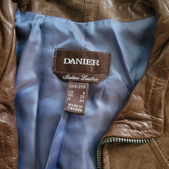 Danier Jacket - Picture 2 of 10